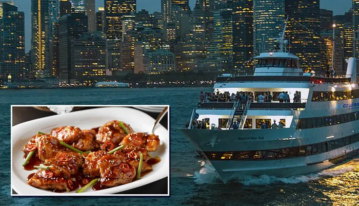 New York Dinner Cruise with Best Views of the New York Skyline Photo