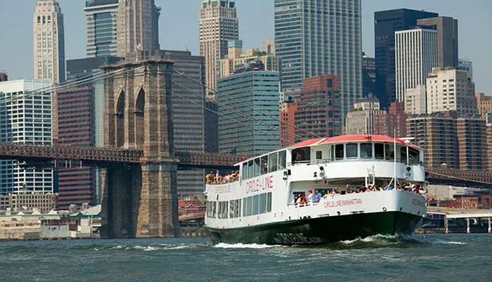 Manhattan Island Cruise Photo